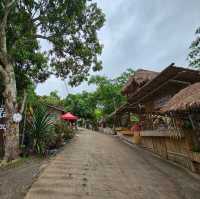 ตลาดห้วยน้ำใส