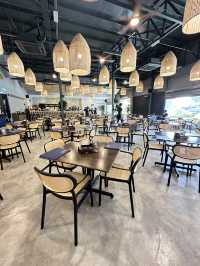 Fresh Finds: Noodle Soups with a Seafaring Splash 