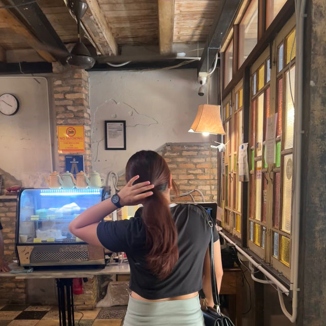 Malaysian Cuisine Meets Western: Aesthetics Café in Pasar Seni