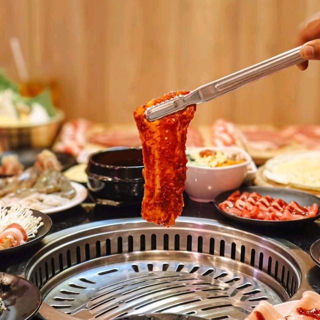 ร้านบุฟเฟ่ต์ปิ้งย่างเกาหลีสุดคุ้ม