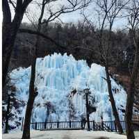 Chill Out: Eobi Ice Valley's Winter Wonderland