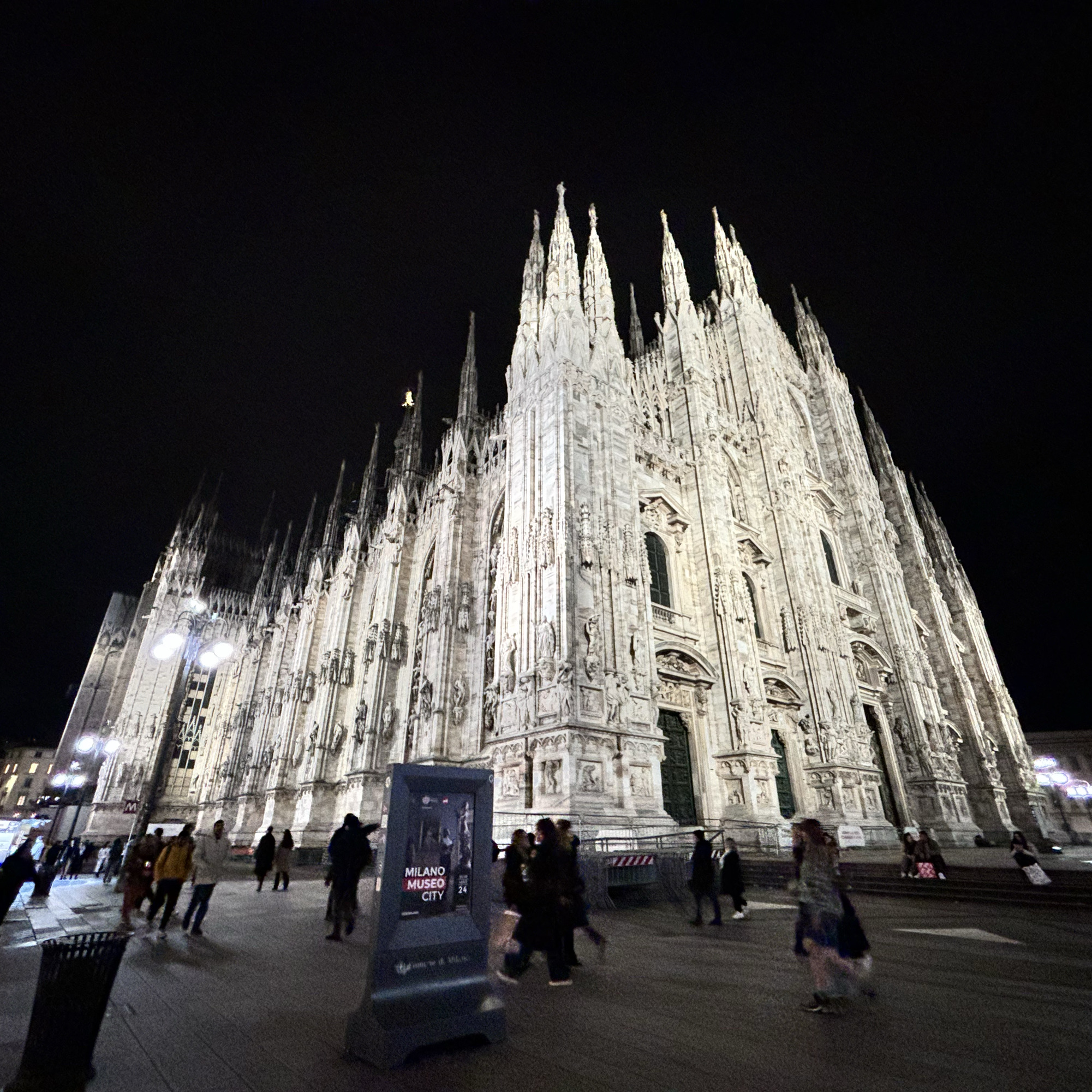 イタリアミラノ ドゥオーモ | Trip.com ミラノ