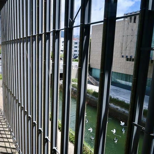 長崎縣美術館-漂亮、時尚的巨型藝術作品
