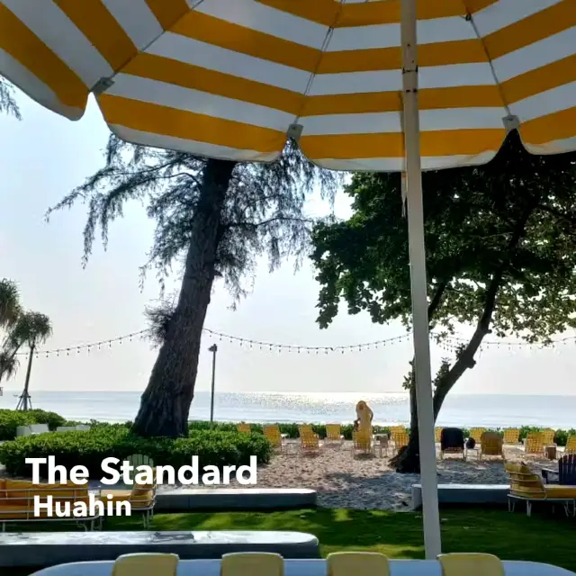 ไปพักใจที่ the standard หัวหิน