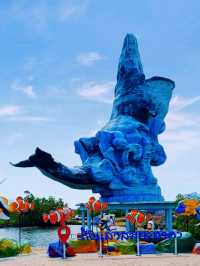 ศูนย์แสดงพันธุ์สัตว์น้ำสมุทรสาคร