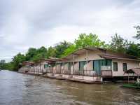 ไปล่องแพกับ Binlha Raft Resort Kanchanaburi 