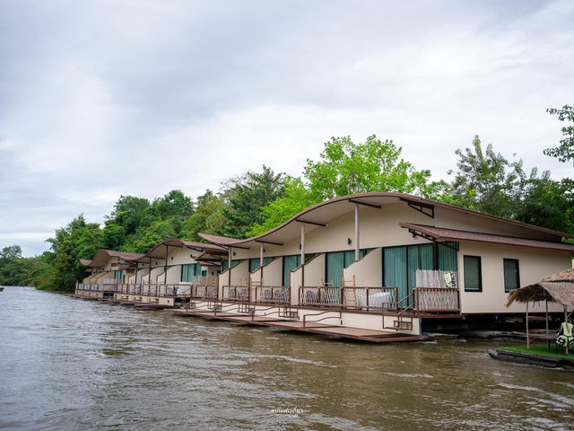 ไปล่องแพกับ Binlha Raft Resort Kanchanaburi 