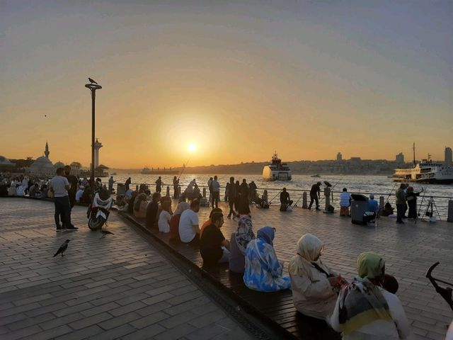 伊斯坦布爾謝姆西帕夏清真寺海邊日落景點，推薦去看
