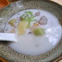 【Little Bowl:ハノイ，ベトナム】ベトナム名物の『チェー』を食べよう♪