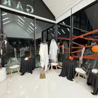Rang garage cafe คาเฟ่เปิดใหม่ Theme ฮาโลวีน