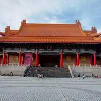 台北中正紀念堂 壯麗的建築與悠然的景觀