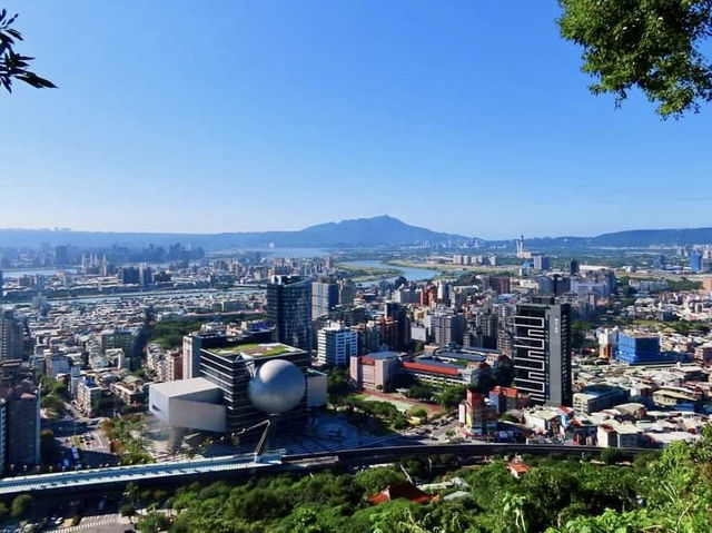 劍潭親山步道-難度適中，位置便利，景色優美，郊遊好選擇
