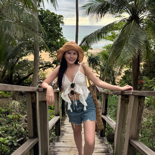 สะพานไม้ หาดในทอน🏝️