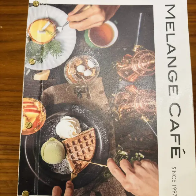 Mirange Café