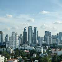 💥โรงแรมกลางเมือง ทำเลดี ใกล้ MRT และ Airport Link