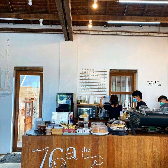 76a The space [นครพนม]