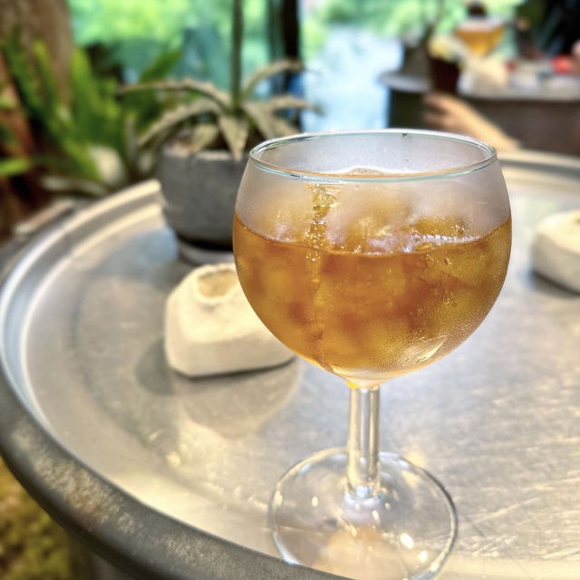 【京都】ブーケを食べる？新風館にあるバズアイスを体験