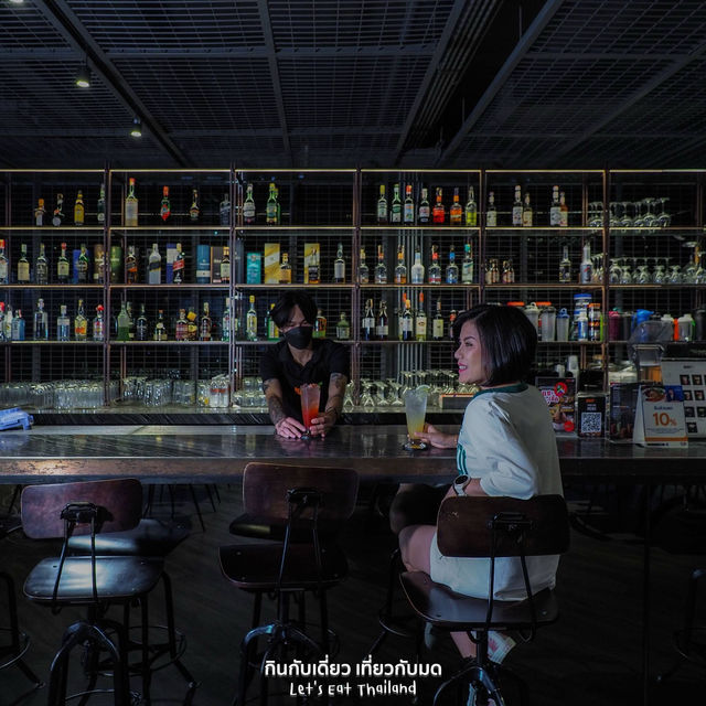 ร้านแฮงค์เอ้าท์ มาได้ทั้งครอบครัว