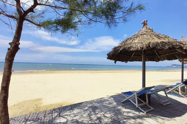 Vung Tau: Culinary Delights, Scenic Views, and Warm Locals