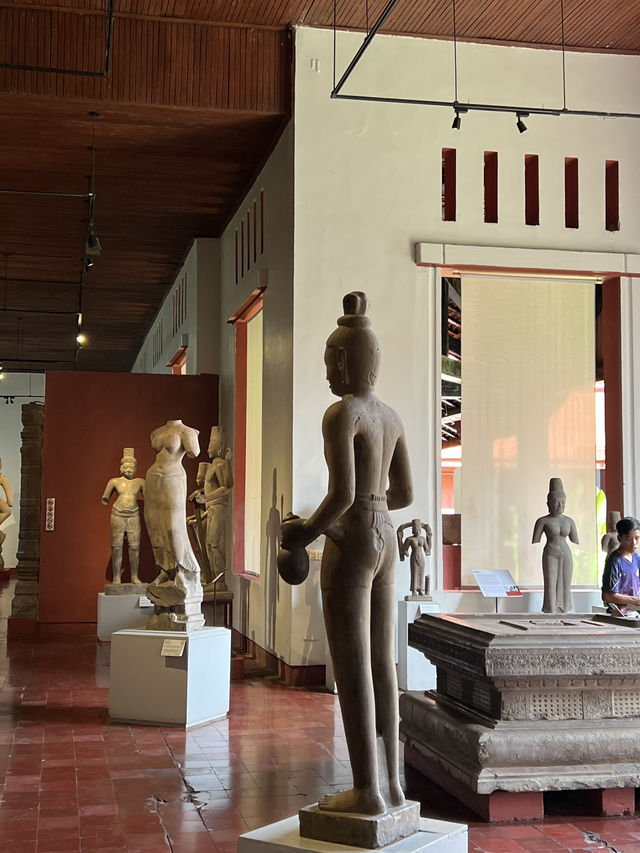 สำรวจศิลปะขอมที่ National Museum of Cambodia