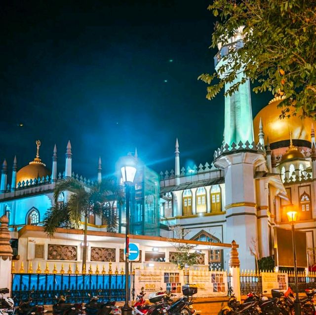 Masjid Sultan: A Golden Dome of Faith