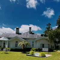 LUXURY ESCAPE @ THE GOLDEN RIDGE HOTEL.