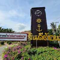 ตลาดน้ำหัวหินสามพันนาม