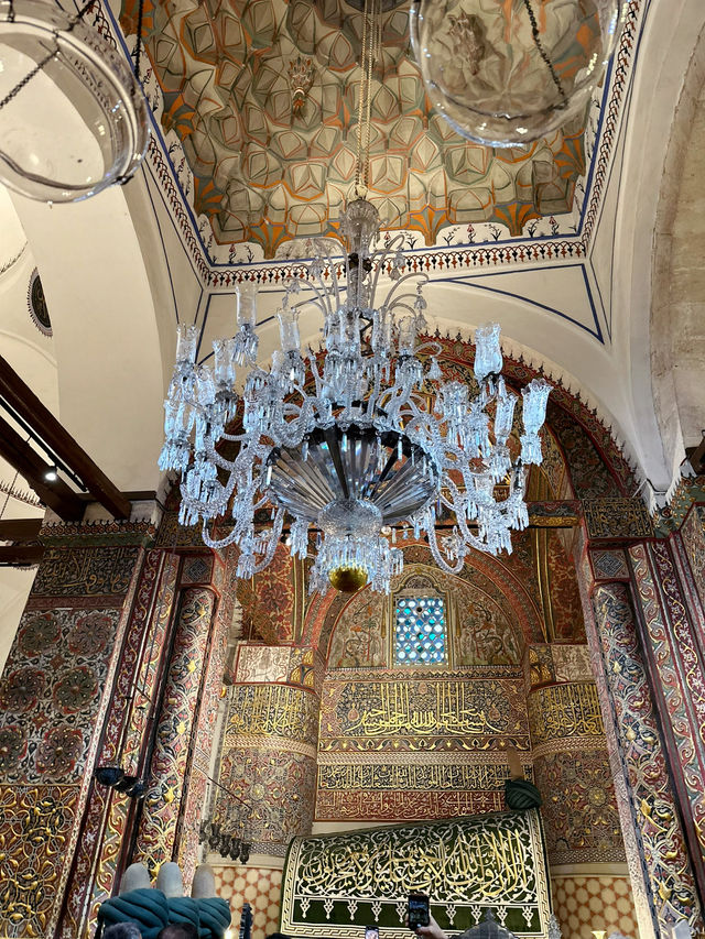 【トルコ　コンヤ：メヴラーナ博物館】