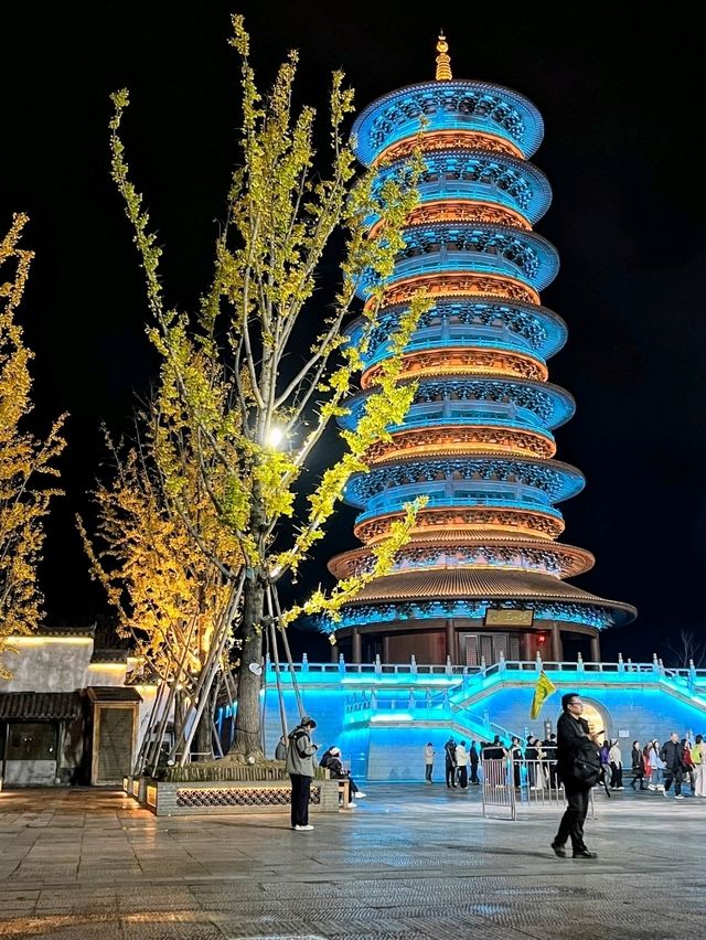 婺女飛天、懸空金閣，新興網美打卡勝地：婺女州度假區