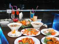  #บุฟเฟ่ต์ UNICORN CRUISE 🦐 🦪  ยามค่ำคืน