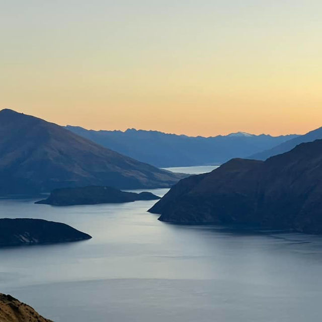Epic Ascent: Conquering Roy's Peak
