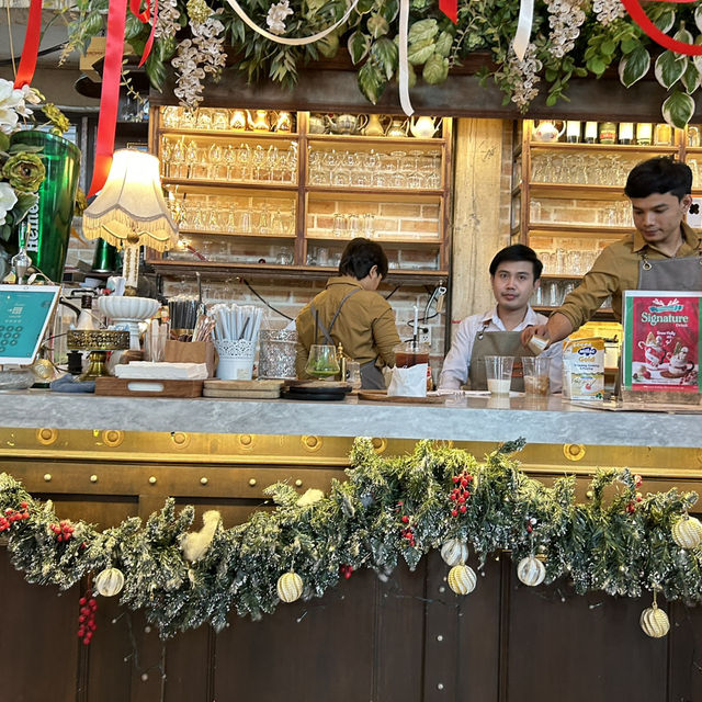 B-Story Garden คาเฟ่สวยตะโกน