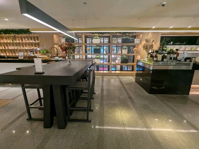 曼谷假日飯店，齊隆商業區的高等級Holiday Inn