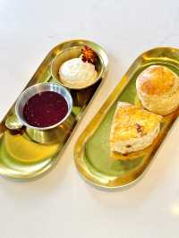 คาเฟ่อวกาศ Oort Cloud Tea Room