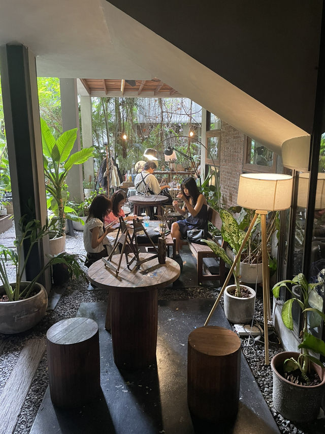 Why You Must Visit TAIBAN (ใต้บ้าน) in Bangkok 