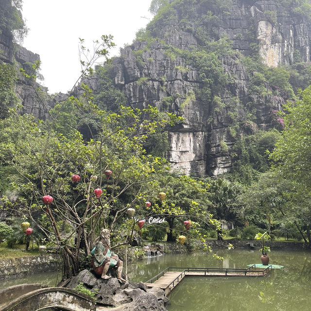 Ninh Binh in a Day: Hoa Lu and Trang An’s Stunning Display