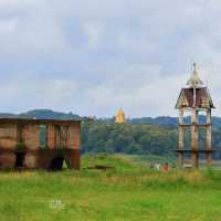 ล่องเรือชมวัดใต้บาดาล สังขละบุรี