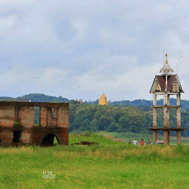 ล่องเรือชมวัดใต้บาดาล สังขละบุรี