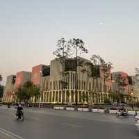  A city full of charm and energy..