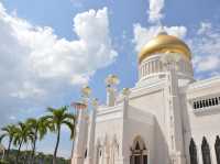 Majestic Omar Ali Saifuddien Mosque🕌