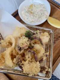 White line restaurant & cafe