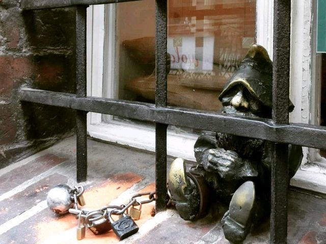 【ポーランド】ヴロツワフで小人探し