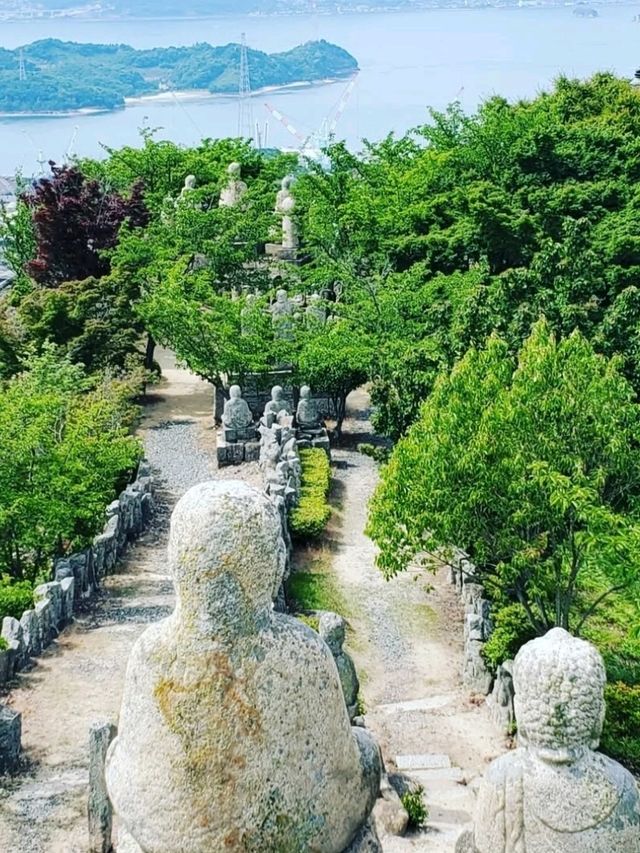 白滝山と五百羅漢