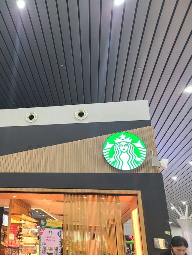 코타키나발루 공항 스타벅스