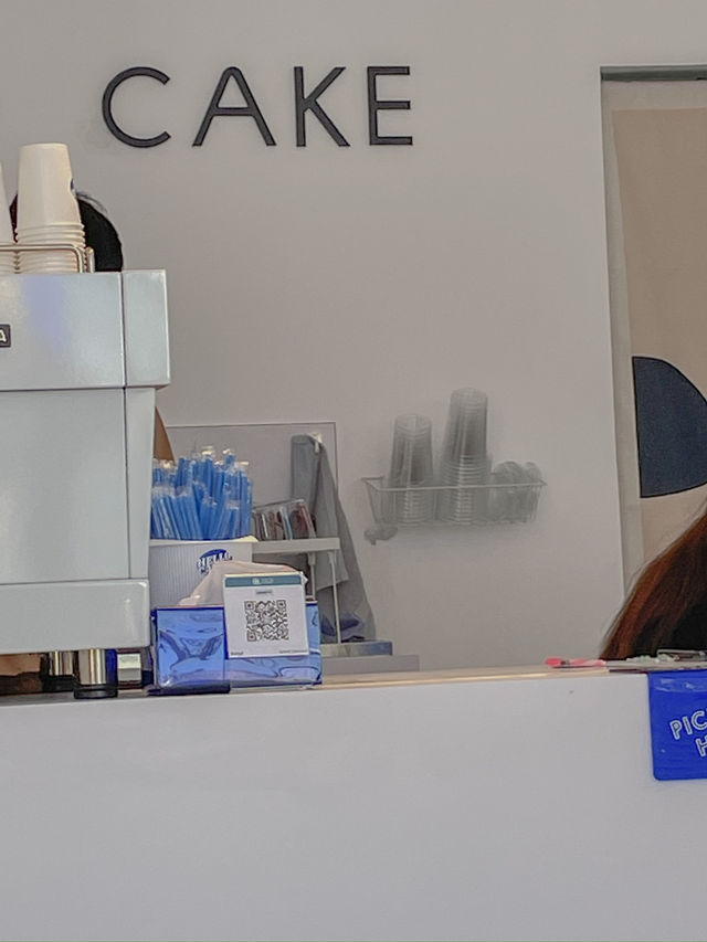 Hello cake cafe💙🩵