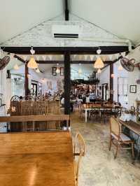 นิยายบ้านสวนคาเฟ่ คาเฟ่สไตล์โฮมมี่ ไทรน้อย ต้องมา
