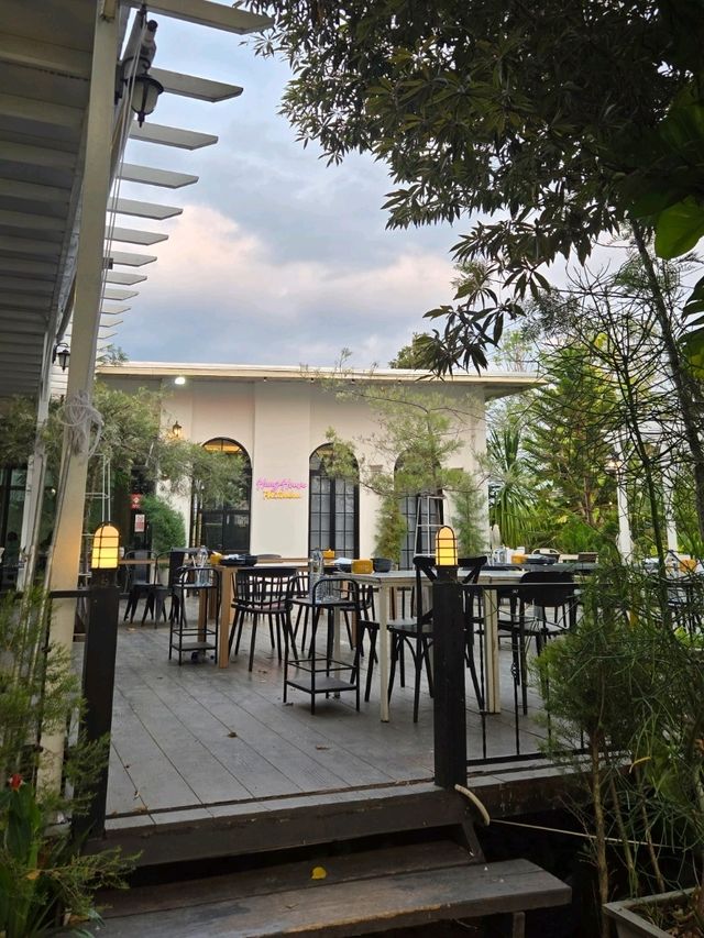 เฮงเฮ้าส์ (Heng House) เพชรบูรณ์