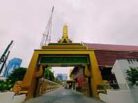 泰國曼谷湄南河畔著名古跡皇家寺廟景點：Wat Uthai Tharam，雄偉泰式寺廟建築群，適合打卡拍照📸