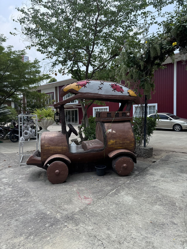 บ้านฮอบบิท! ที่พักสุดแฟนตาซีที่ต้องไปพัก