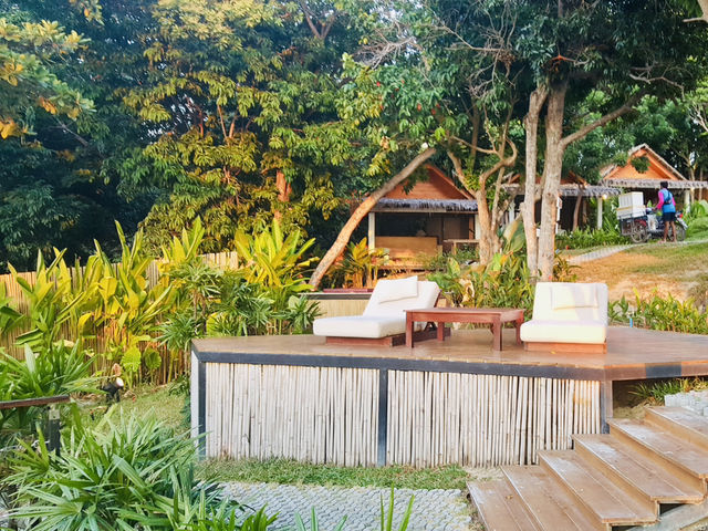 The Cliff Lipe Resort: A Spring Paradise
